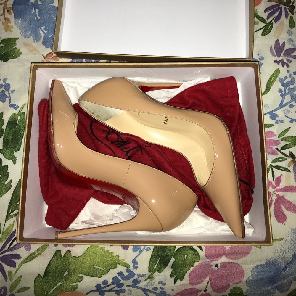 Christian Louboutin So Kate Patent Leather Pump